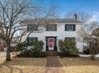 11 Angier Cir, Newton, MA 02466