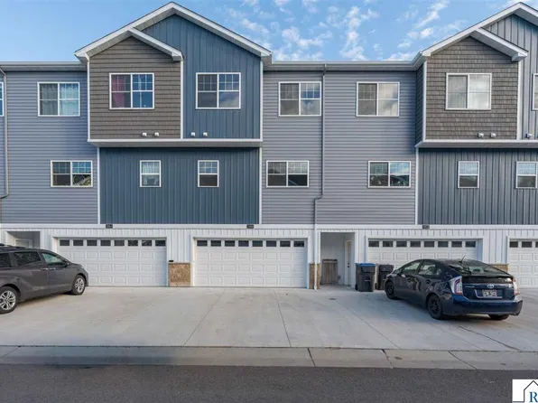 3068 Bluestem Trl, Mankato, MN 56001