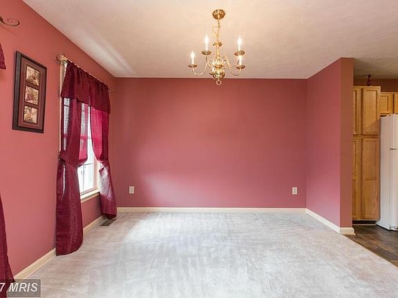 3rd image of 6007 Sunny Meadows Dr