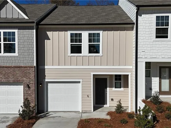 1035 Lucienne Blvd, Auburn, GA 30011