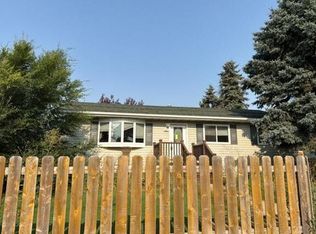 1817 9th Ave E, Williston, ND 58801