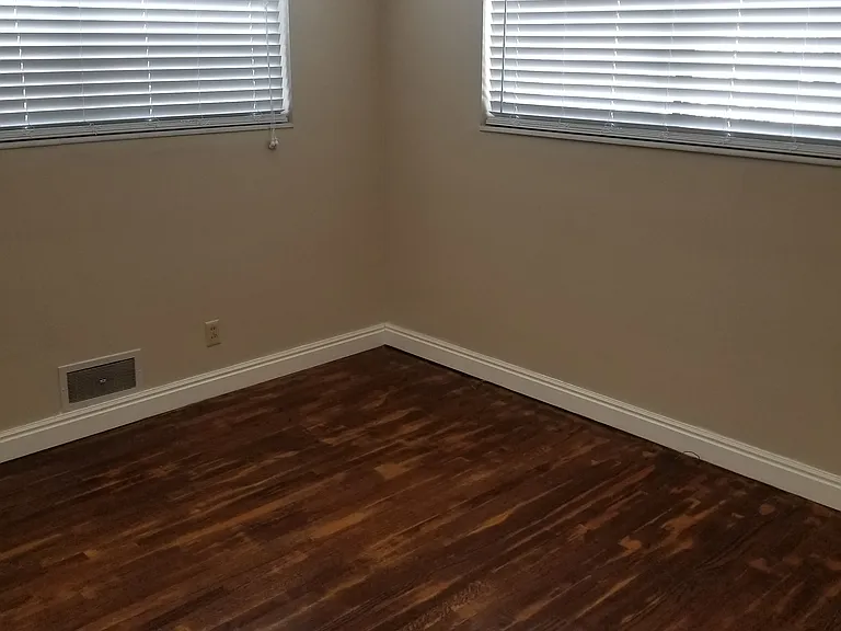 1584 N 300 W — Photo 6