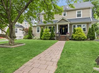 253 E 2nd Ave, Roselle, NJ 07203