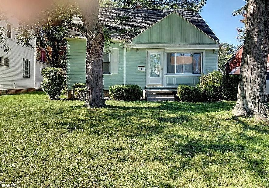 1st image of 318 Haddam Dr