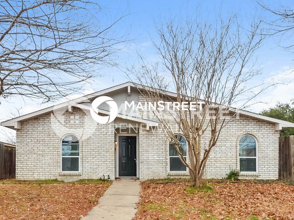 9017 Willowbrook Dr