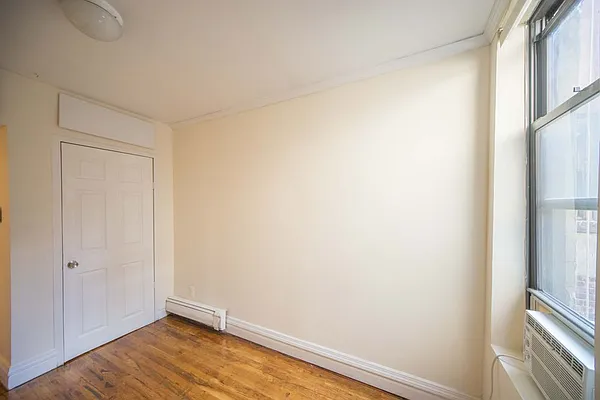 Rented by Platinum Properties | media 8