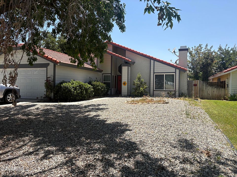 1st image of 44629 Pinon Springs Dr