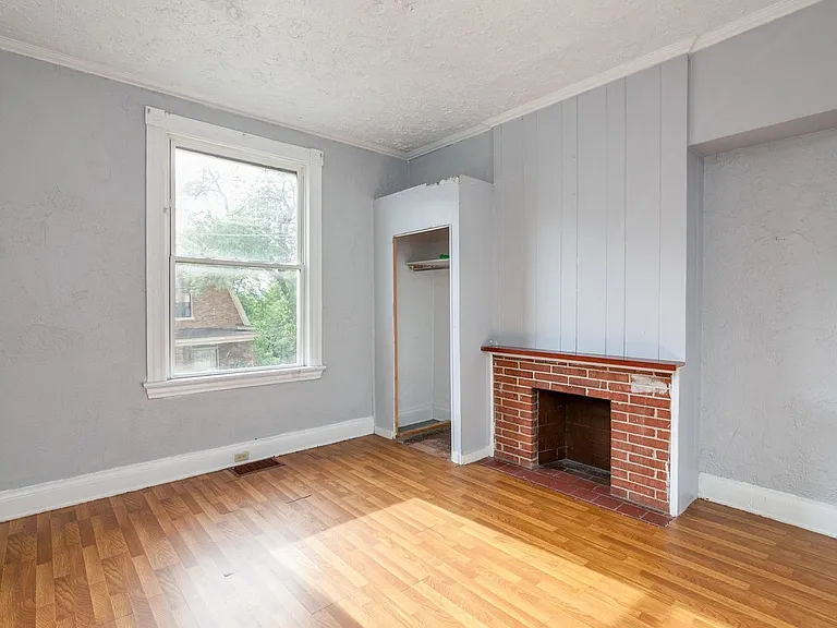 2554 Vestry Ave — Photo 7