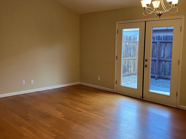 357 Acacia St #3 — Photo 2