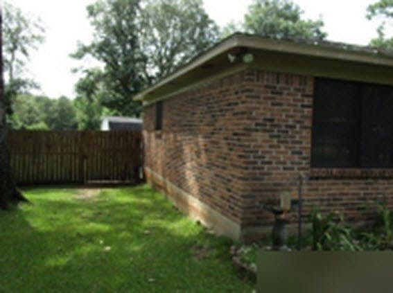 2nd image of 5079 Fairview Highland Dr #D
