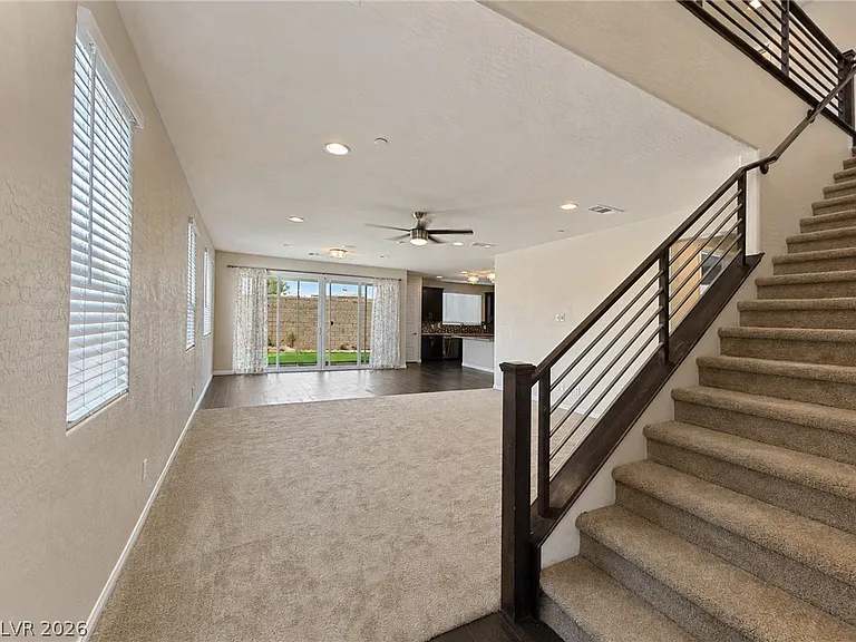 141 Neverland Ave — Photo 6