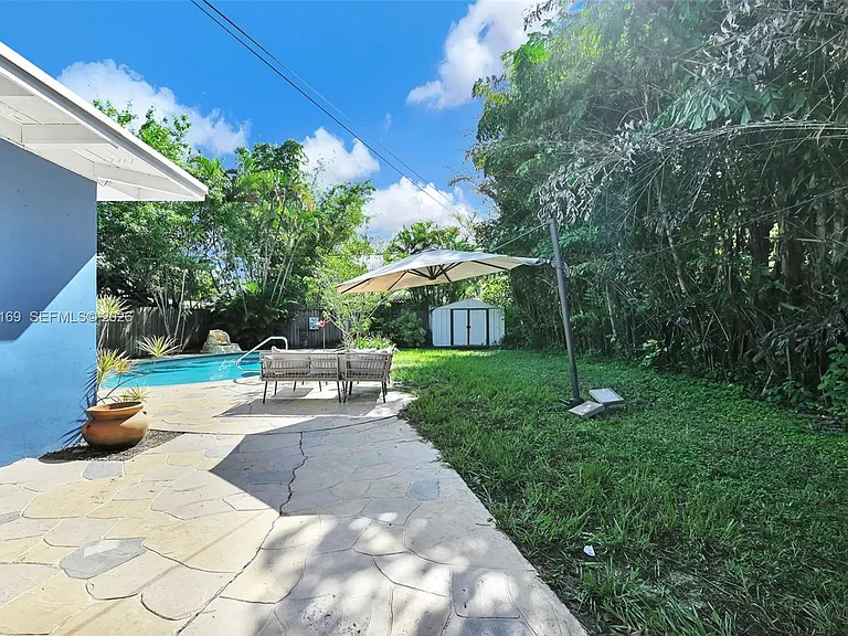 1328 N Andrews Ave — Photo 32