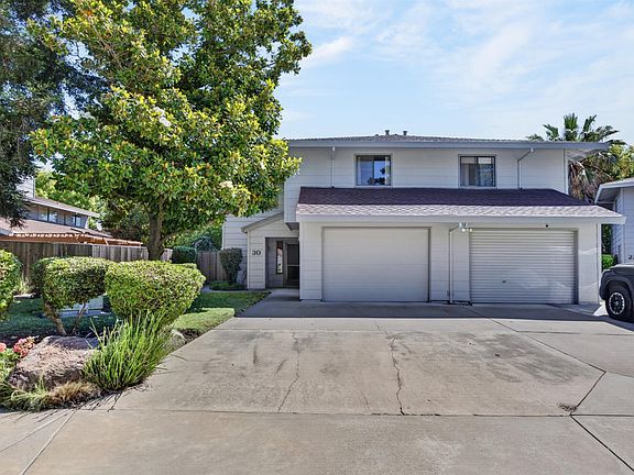 2nd image of 30 Park Place Ct