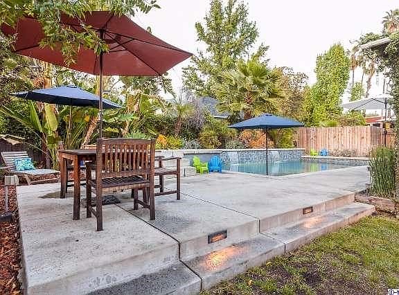 4th image of 3325 Las Lunas St