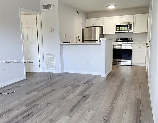 3rd image of 4481 W McNab Rd APT 22