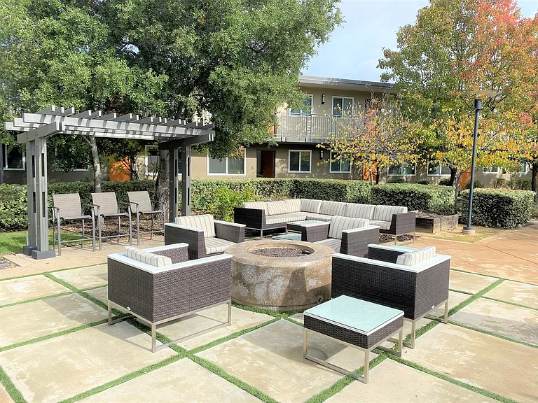 The Alterra: Beautiful One-Bedroom Apartments in the Heart of Downtown Walnut Creek — Photo 13