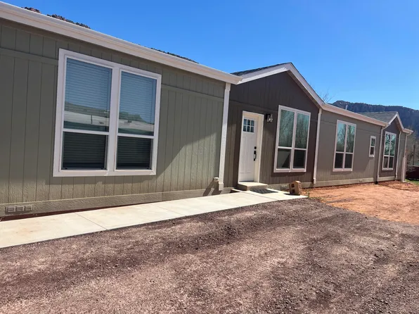 447 E Newel Ave, Hildale, UT 84784