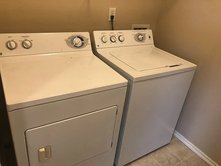 338 E Bellis Fair Pkwy #201 — Photo 15