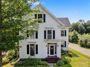 29 Summer St, Hampden, ME 04444
