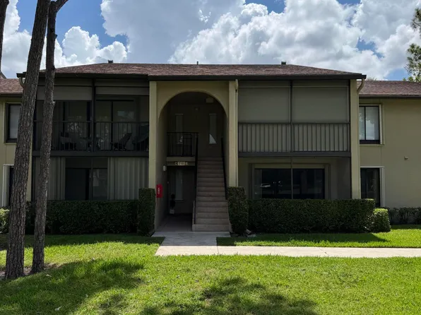 718 Sunny Pine Way, Greenacres, FL