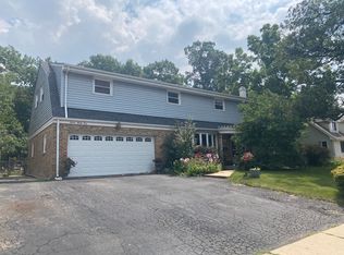 731 Spring St, Roselle, IL 60172