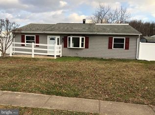 122 Harmony Crest Dr, Newark, DE 19713