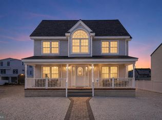 233 N 7th St, Surf City, NJ 08008