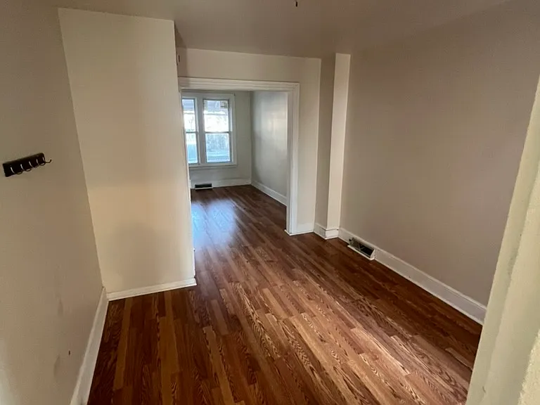 434 Nevin St #1 — Photo 4