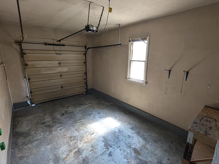 215 Edgewood Ave — Photo 10