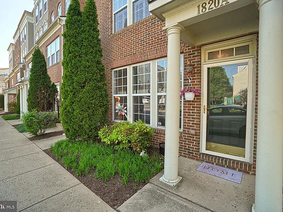 4th image of 1820 Wheyfield Dr #1-A