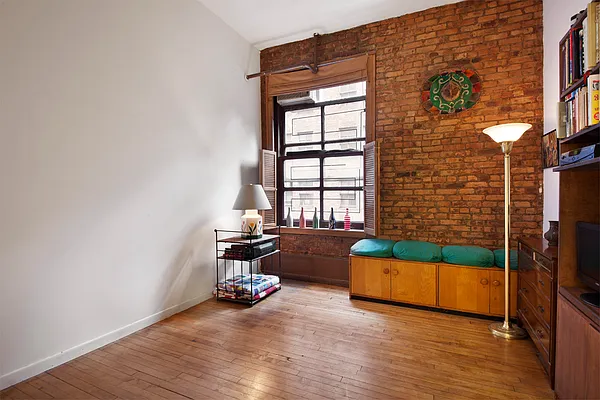 Sold by Stribling | media 24