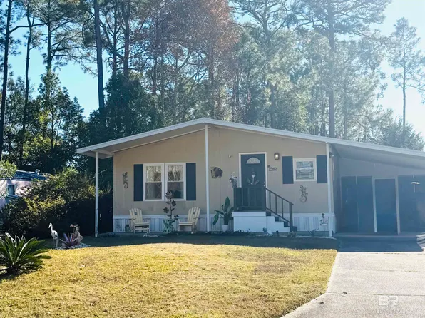 1127 Ridgewood Dr, Lillian, AL 36549