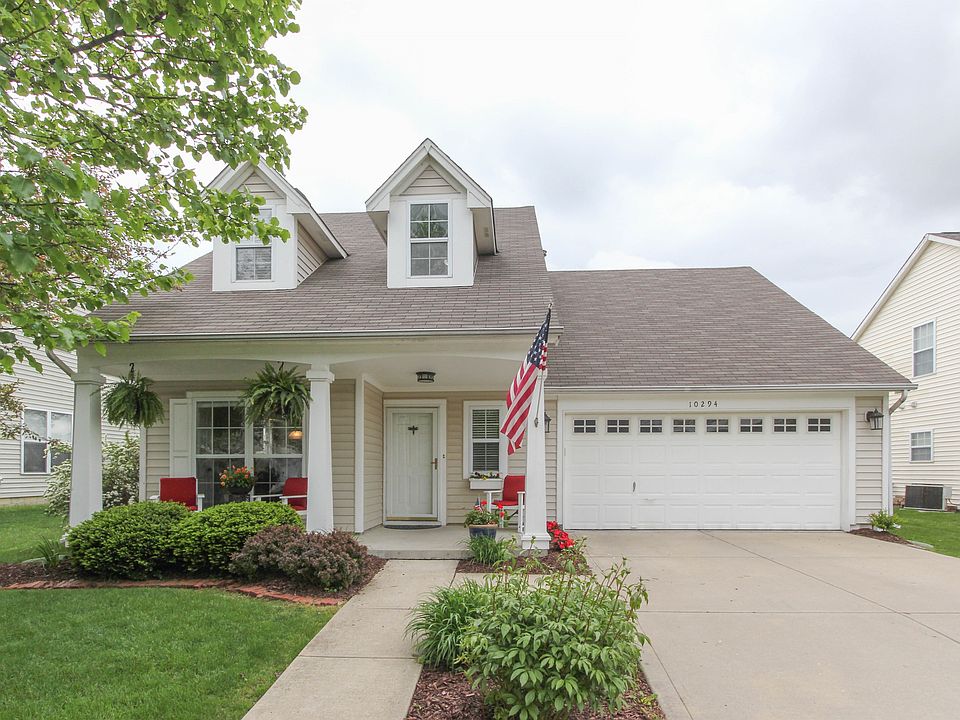 Charming Fishers Home