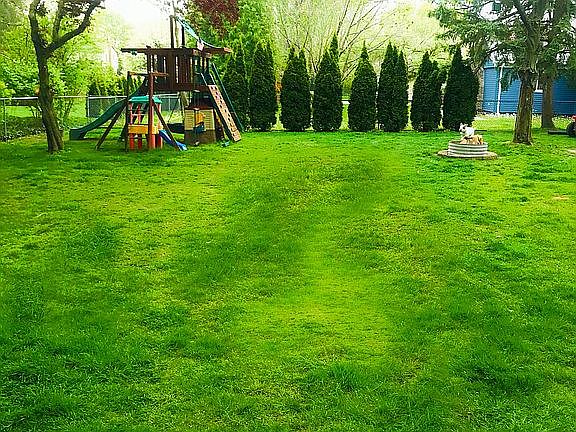 5th image of 2376 Avery Dr