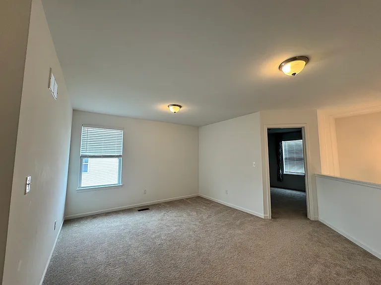 278 Springview St — Photo 34