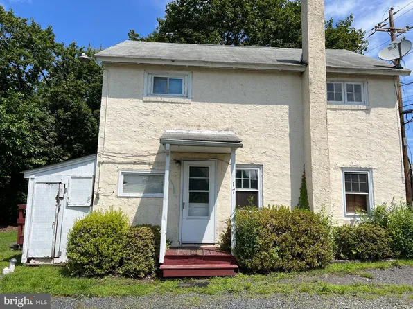 17 S Pleasant View Rd, Pottstown, PA 19464