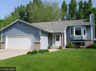 5066 W 146th St, Savage, MN 55378