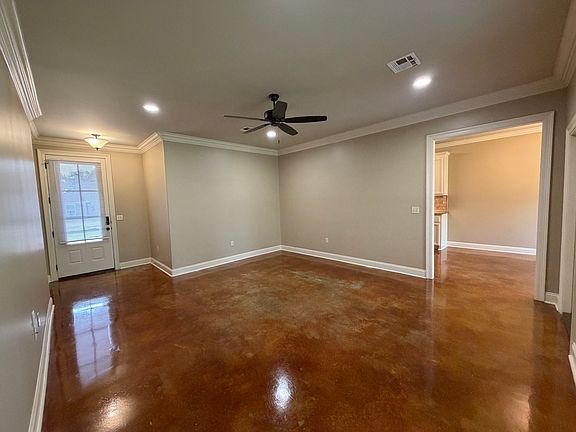 2nd image of 132 Sugar Creek Dr