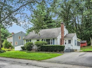 38 Hunting Ave, Shrewsbury, MA 01545