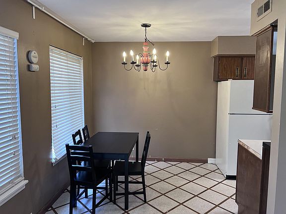 4th image of 1574 Quaker Ln #172B