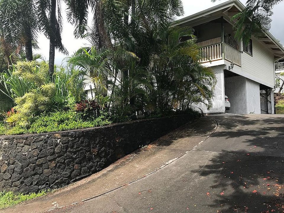 1st image of 76-6122 Royal Poinciana Pl