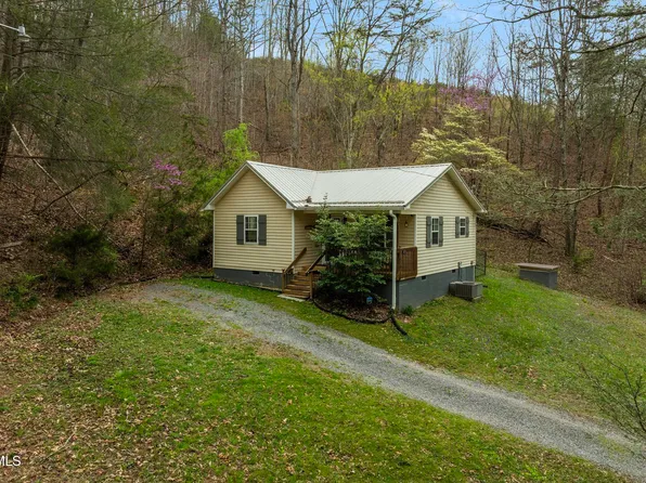 715 Slate Hill Rd, Mooresburg, TN 37811