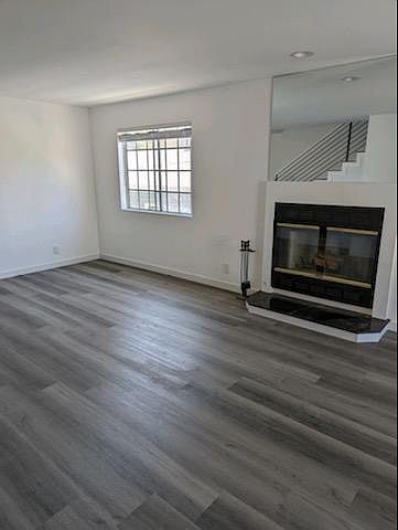 1st image of 1054 Harrison Ave APT 1