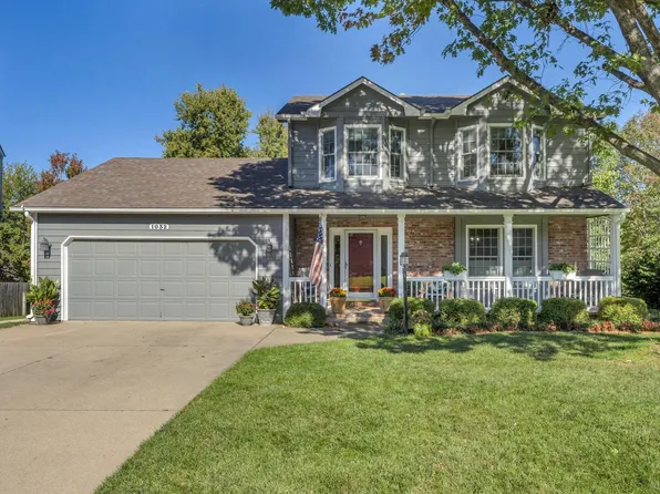 1032 Hartland Dr, Lawrence, KS 66049