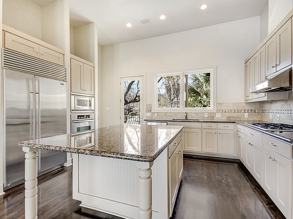 5th image of 1231 Parkway #1