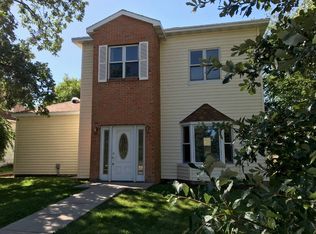 913 16th St, Aurora, NE 68818