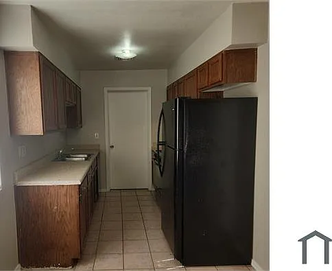 2 bed, 834 sqft, $1,395 — Photo 3