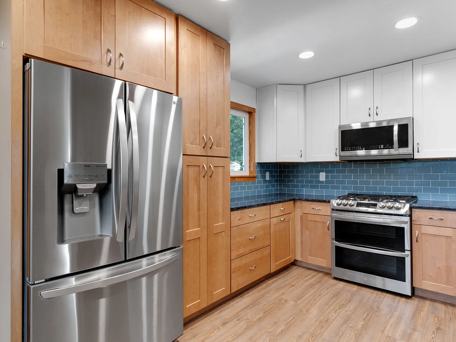 3 bed, 2062 sqft, $2,600 — Photo 3