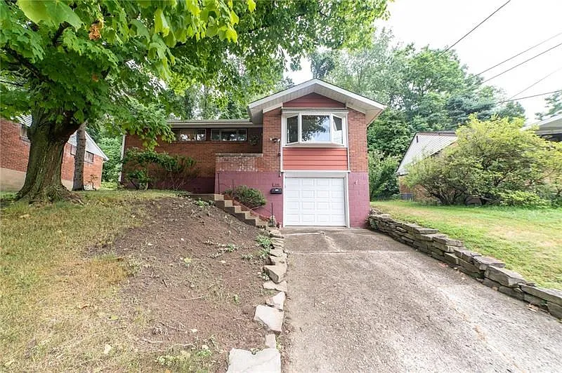146 Gilmore Dr photo 1