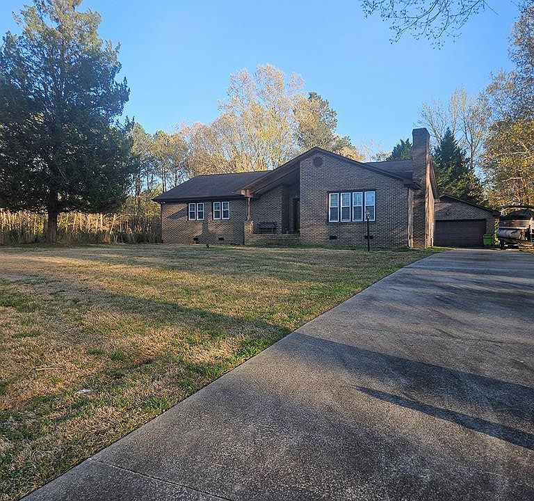 1st image of 232 Cross Wind Dr